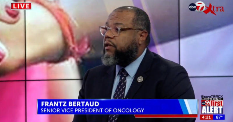 Frantz Bertaud, vicepresidente sénior de oncología, durante una entrevista en vivo en ABC-7 Xtra